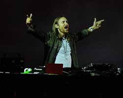 David Guetta...12 BİN KİŞİLİK DEV PARTİ!