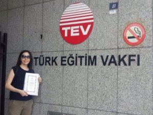 Tuğçe Yücebilgiç... BAŞARILI TELEVİZYONCUDAN, ŞİİR KİTABIYLA TEV`E ANLAMLI DESTEK !..