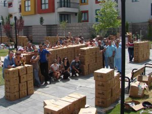 LÖSEV İYİLİKLER TIRI RAMAZAN`DA DA YOLLARDA!