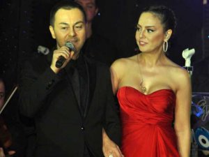 Ebru Gündeş-Serdar Ortaç... BUZLAR ERİDİ Mİ?