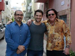 Kenan Ece... `MAGİ`NİN İNGİLİZCE ÖĞRETMENİ!