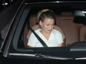 Serenay Sarıkaya-Çağatay Ulusoy... AYRI, AYRI TAKILIYORLAR!