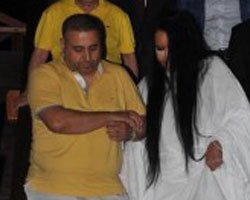 Bülent Ersoy... DİVA YENİ MENAJERİNİ SEÇTİ!