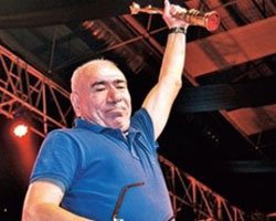 İlyas Salman... `MASAM DOLU, KASAM BOŞ`