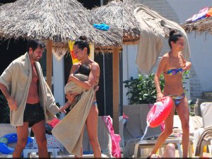 Sedef Avcı... OĞLUYLA İLK TATİLİ!