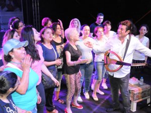 Coşkun Sabah... SAHNEYİ KADINLAR BASTI!