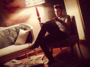 Emre Madak... TARKAN ŞARKISINA YENİ YORUM!