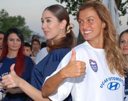 Tuğba Özay-Ece Gürsel... NEFES KESEN DERBY BERABERE BİTTİ!