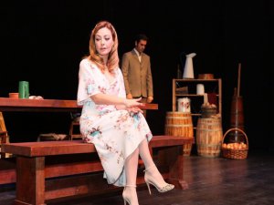 BURSA NİLÜFER BELEDİYESİ`NDEN, TİYATROYA DEV DESTEK !..