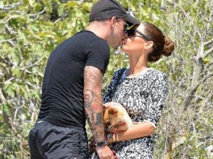 Wesley Sneijder-Yolanthe Cabau... İBİZA`DA AŞK TATİLİ!