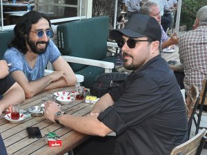 Burak Kut... TANINMAMAK İÇİN SİYAHLARA BÜRÜNDÜ!