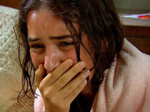 Küçük Gelin... RTÜK`TEN `İNTİHARA ÖZENDİREBİLİR` CEZASI!