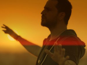 Bora Duran... `YAN YANA` KLİP!