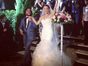 Fettah Can-Cansu Kurtçu... EVLENDİLER!