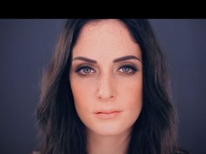 Asya Engin... İLK KLİBİ YAYINDA!