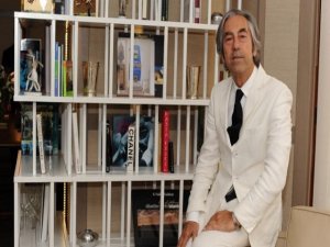 `Tanrılar Okulu`nun yazarı Stefano D`Anna... HAYATINI KAYBETTİ !..