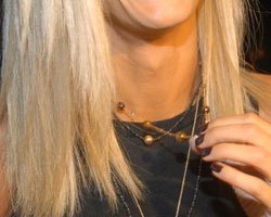 Çağla Şikel... ALİŞAN`I O KADAR ÇOK SEVİYOR Kİ!