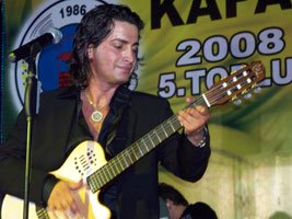 Murat Başaran... HAYRANLARINI ÇOŞTURDU!