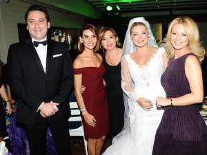 Zahide Yetiş... PARİS`TE NİKAH BOĞAZ`DA DÜĞÜN!..