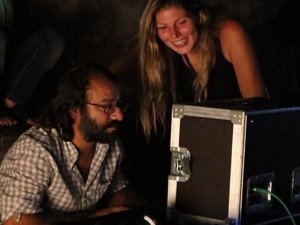 İZMİR, HAKETTİĞİ OYUNCULUK OKULUNA NİHAYET KAVUŞUYOR !..