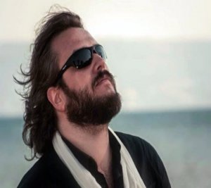 Berhan Arısoy... ÖZGÜN MÜZİKTE YEPYENİ BİR  SES!