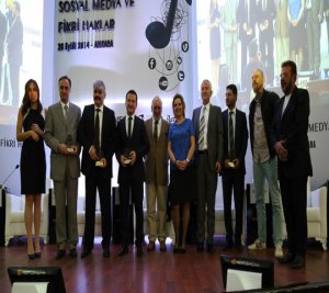 MÜZİK DÜNYASINDA TELİF SAVAŞI SANATÇILARLA HUKUKÇULARI BİR ARAYA GETİRDİ!