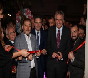 TÜRKİYE`NİN EN ŞIK ERKEKLERİ BU AÇILIŞTA BULUŞTU