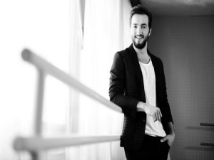 Beşir Bayraktar... `BURHAN`DAN SONRA `AŞK BİR ANDA BAŞLAR` !..