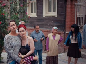 `Ah Neriman`... KİM HASTANELİK OLDU?