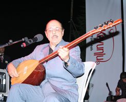 Neşet Ertaş... SON KONSERİNE ÇIKACAK!