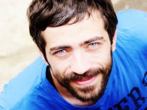 Resul Dindar... `DALGALAN KARADENİZ ` İLE KARADENİZ RÜZGARLARI ESTİRİYOR !..