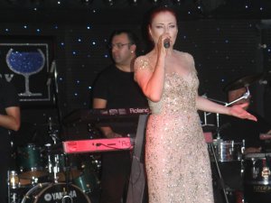 `GÜNAY` GECELERİ HIZLI BAŞLADI!