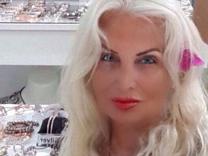 Sevim Emre... ORHAN BEY`İN ALBÜMÜM İÇİN YAPTIĞI BESTEDE DÜET YAPACAĞIZ!