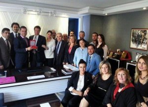 `DÜYADER`E YILIN SOSYAL SORUMLULUK PROJESİ ÖDÜLÜ!