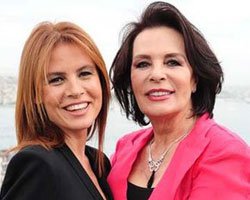 Hülya Koçyiğit... KIZININ HASTALIĞI İLE İLGİLİ İLK DEFA KONUŞTU!