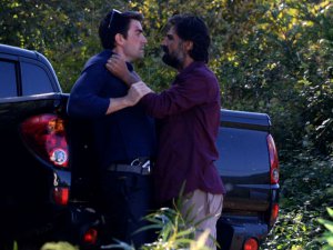 `Beyaz Karanfil`... PARANIN PEŞİNDE KESİŞEN YOLLAR!