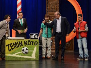 `Güldür Güldür Show`... ABDÜRRAHİM ALBAYRAK VE DİLBERAY`LA KAHKAHA!