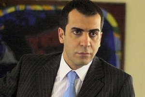 Emre Karayel... SOSYAL MEDYA HESAPLARI KIRILDI!