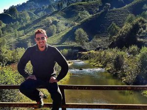 Metin Arolat... YAYLA`YA TAŞINACAK!