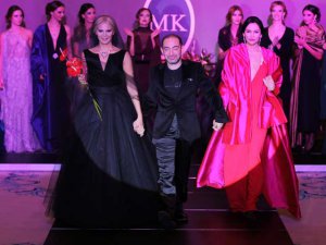 Mehmet Köymen... `CUMHURİYET KADINLARI KOLEKSİYONU` BÖBREK VAKFI İÇİN PODYUMDA!!