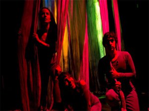 Karabatak... `YILIN EN ÖZGÜN OYUNU` ÖDÜLÜNE LAYIK GÖRÜLDÜ !..