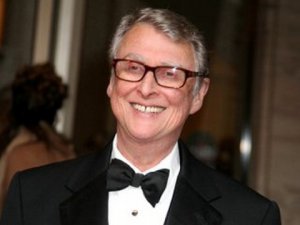 Oscar ödüllü yönetmen Mike Nichols... HAYATA VEDA ETTİ !..