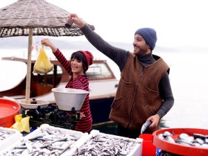 Ulan İstanbul... YAREN`DEN `BALIKÇI AZİZE` OLURSA!