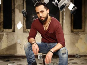 Bahadır Tatlıöz... YENİ SINGLE VE KLİP; BENİM DEĞİL!