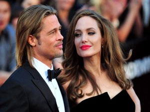 Angelina Jolie-Brad Pitt... GÖZDE ÇİFT, AYRILIYOR MU ?..