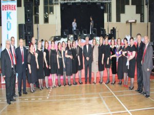 Devrek Kültür Derneği Türk Sanat Müziği Korosu...  BASTON DİYARINDA MÜZİK FIRTINASI !..