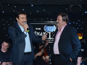 Ahmet Selçuk İlkan - Selami Şahin... ÖLÜMSÜZ ŞARKILARIN EFSANE İKİLİSİ!