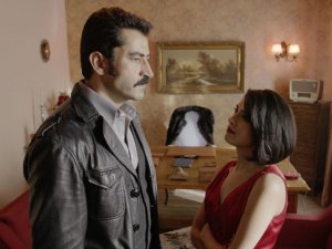 `Karadayı`... FERİDE BELGİN`İN PEŞİNDE!