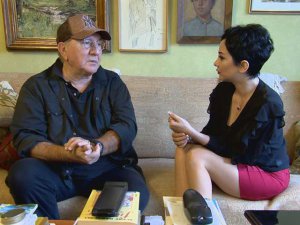 EV KUŞU AYŞE TOLGA VE ALİ POYRAZOĞLU`NA KONUYOR!