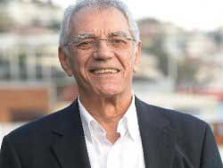 Atilla Özdemiroğlu... HASTANEYE KALDIRILDI!